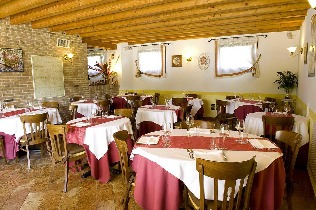 Osteria Alla Pasina Dosson Exteriér fotografie