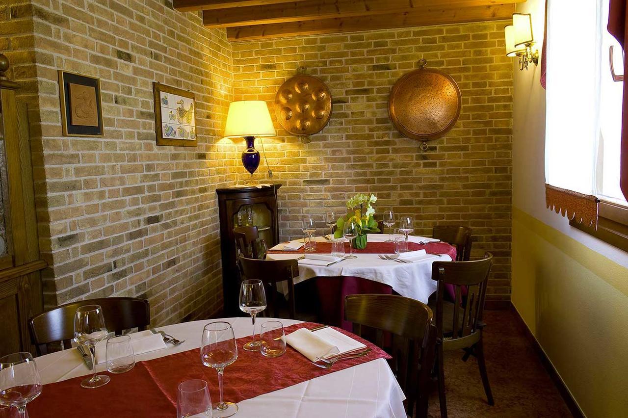 Osteria Alla Pasina Dosson Exteriér fotografie